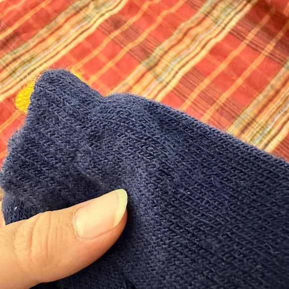 Baby mittens - Picture 2 of 3